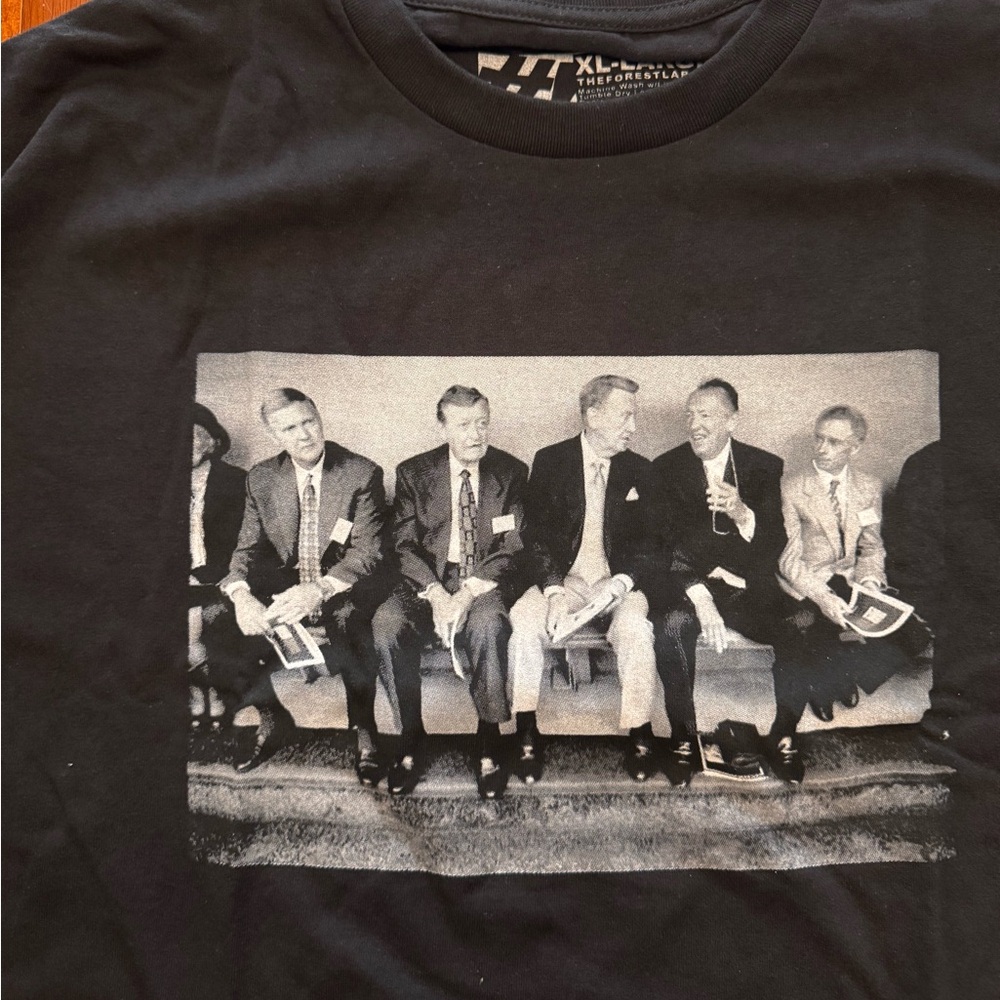 Sports Reporters Legends Vince Scully Chuck Hearn XL. Shirt by Forest Lab